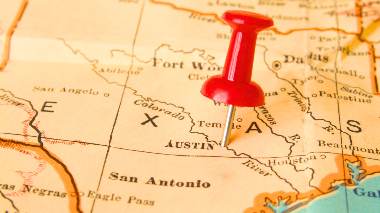 BEST neighborhoods in Austin TX for music lovers! 🎶