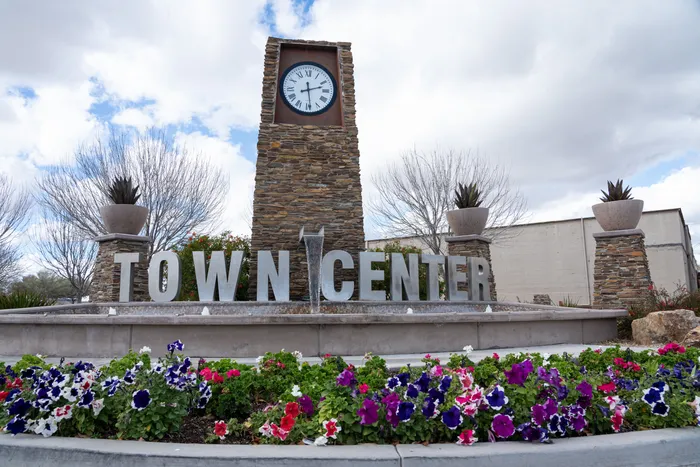 What First-Time Home Buyers Should Know About Queen Creek, AZ