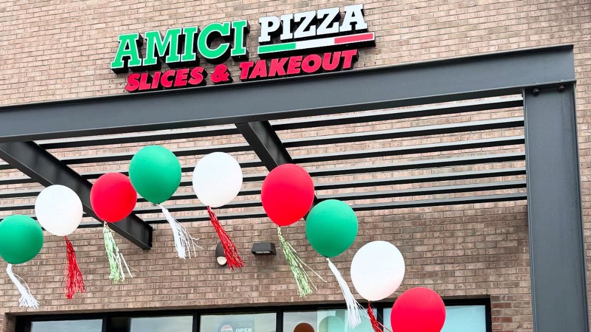 Amici Pizza Now Open in Queen Creek – Viral New York-Style Pizzeria Lands in the East Valley